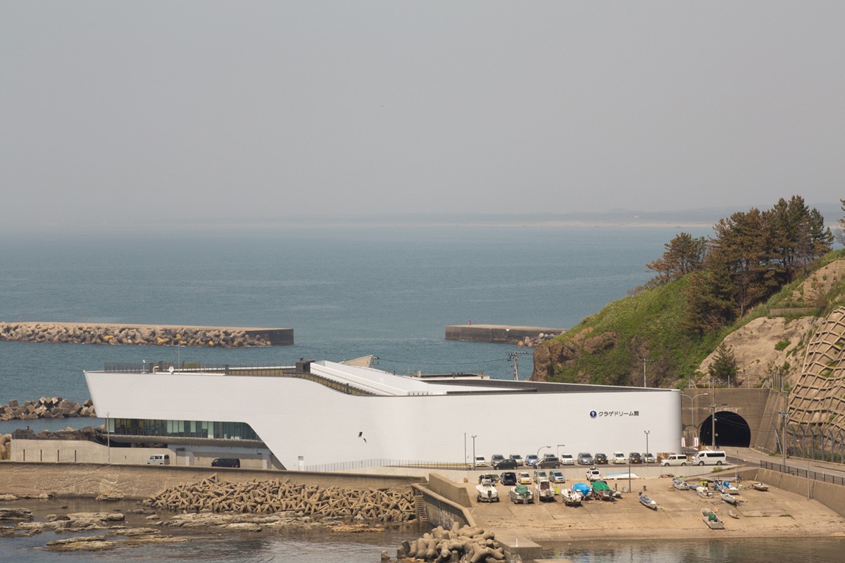 鶴岡市立加茂水族館：全世界最大的水母水族館